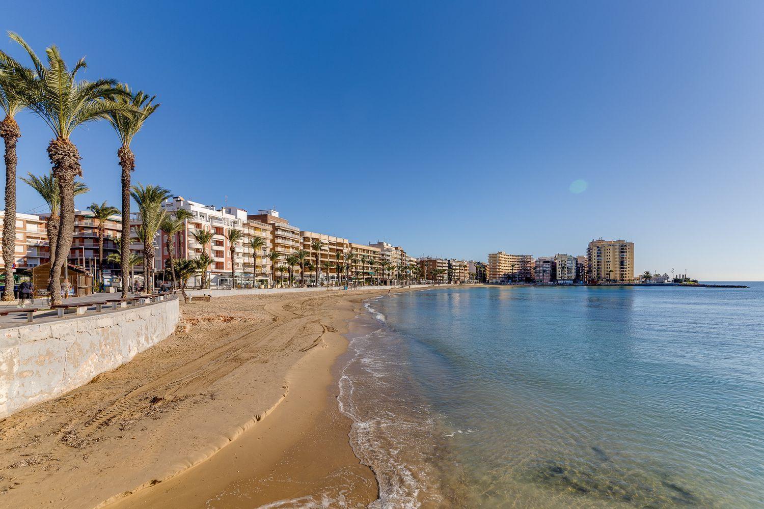 Studio Apartment Santana Habaneras - 18 At Beach With Garage, Pool And Lift Torrevieja Kültér fotó